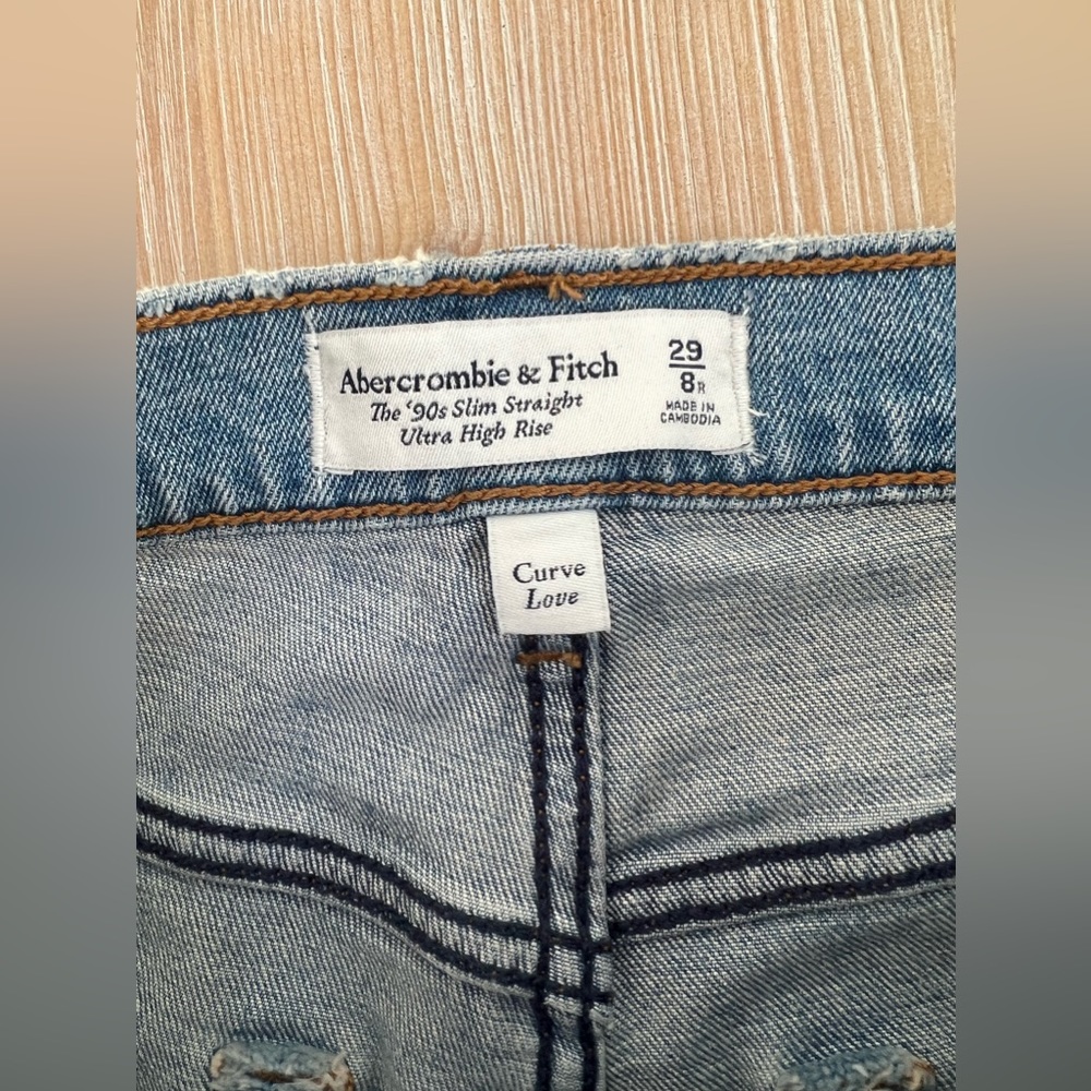 Abercrombie & Fitch Light Blue High Rise Women Jeans - Picture 8 of 9